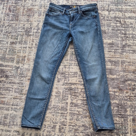 Lucky Brand Denim - LUCKY BRAND Classic Blue Women's Jeans 26